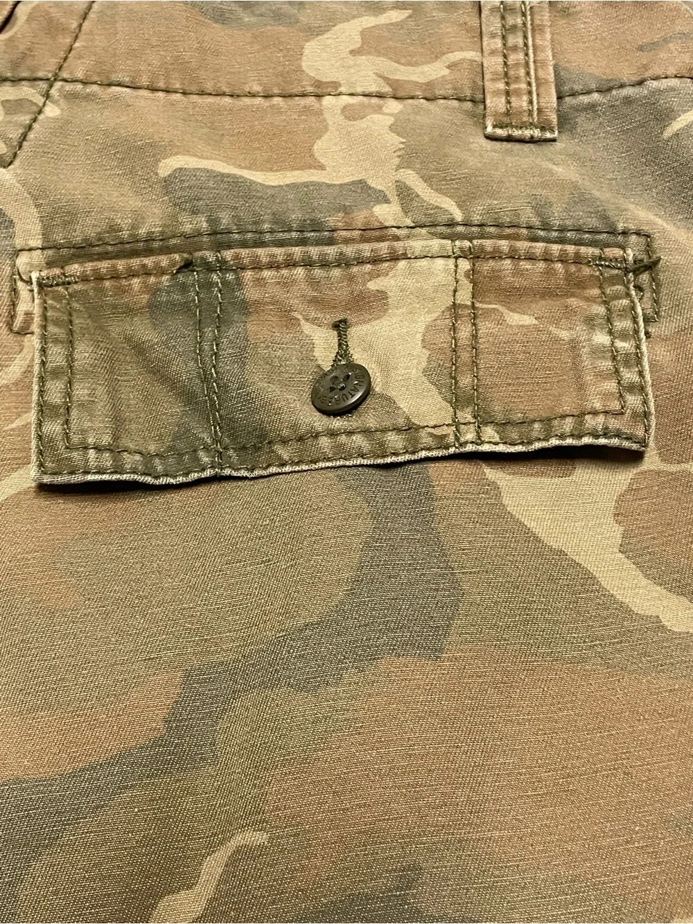 Signature by Levi Strauss Men's Camo Cargo Shorts Size 32